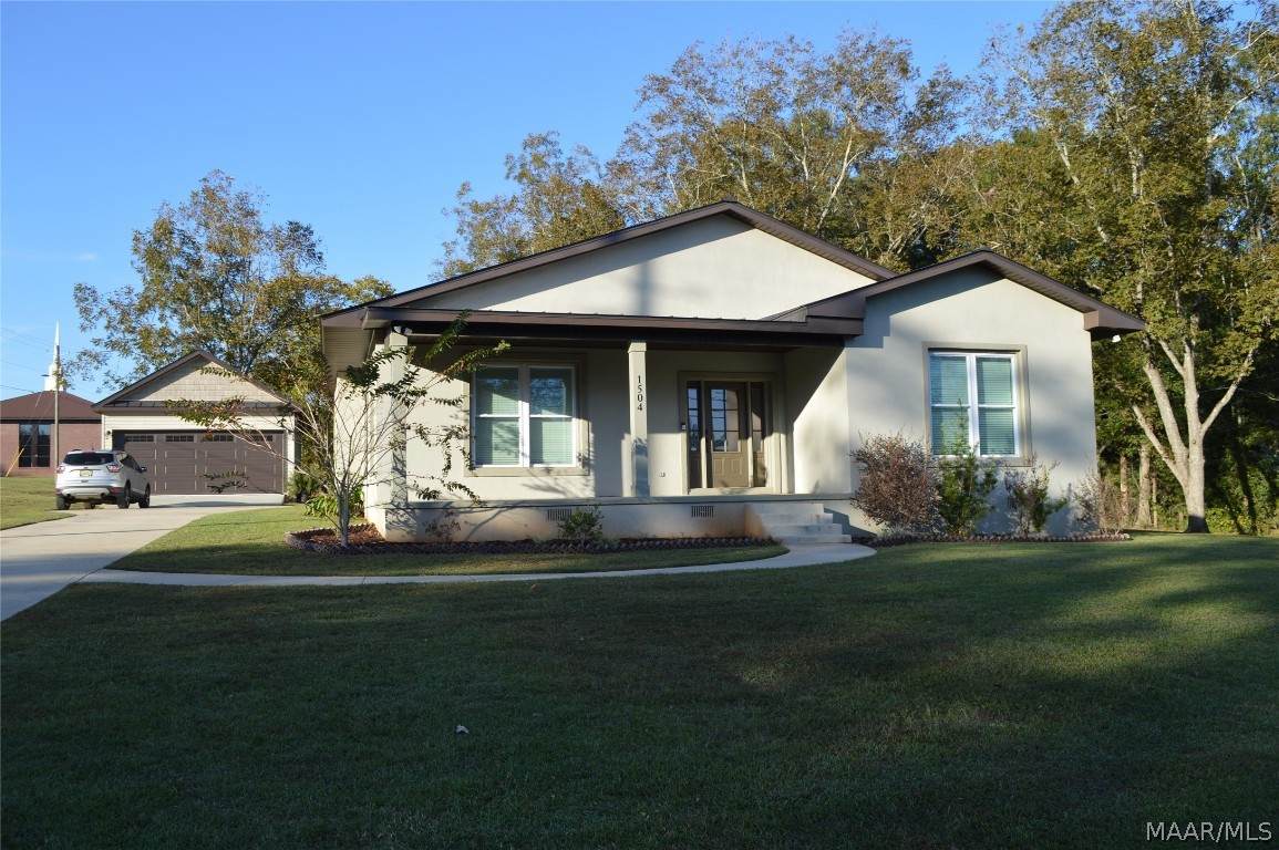 1504 College Street - Photo 1