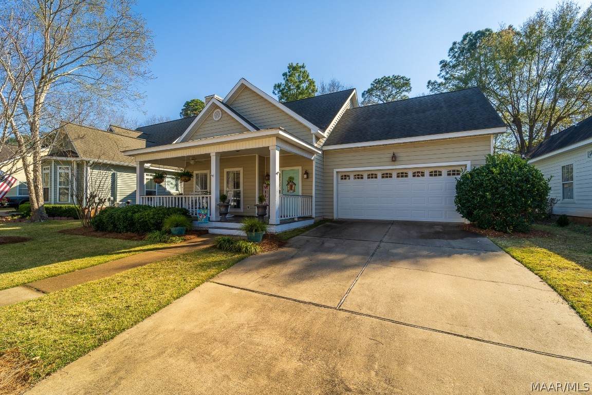 407 Orchard Circle - Photo 1