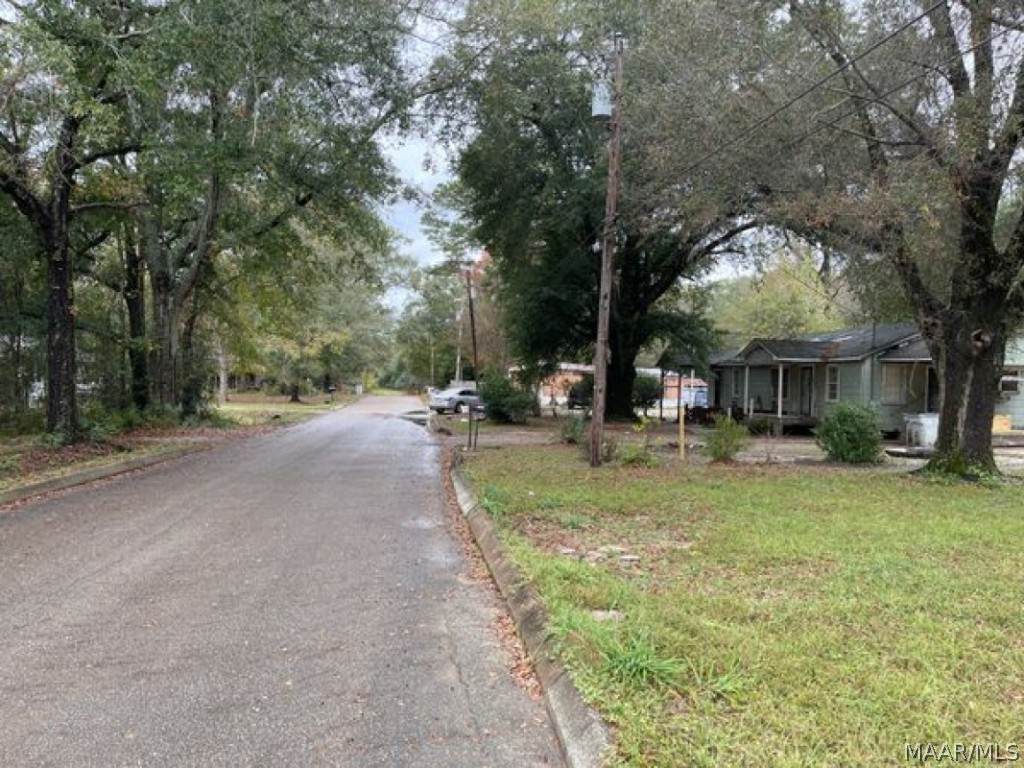 1264 Ann Street - Photo 1