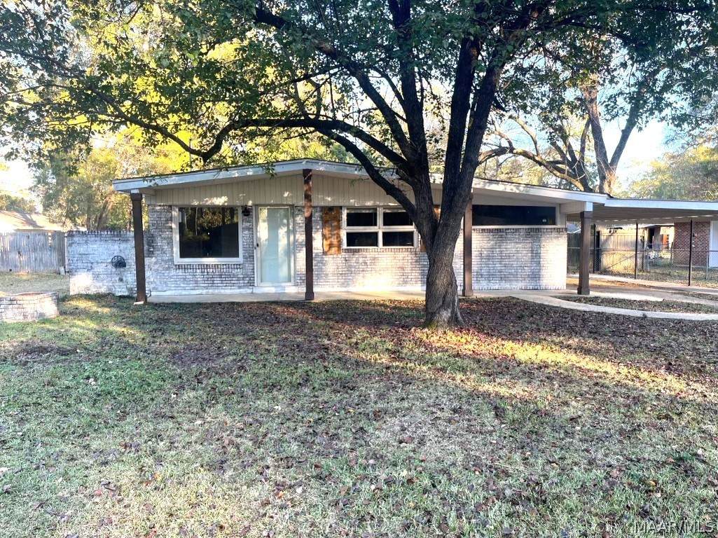 2930 Gibson Street - Photo 1