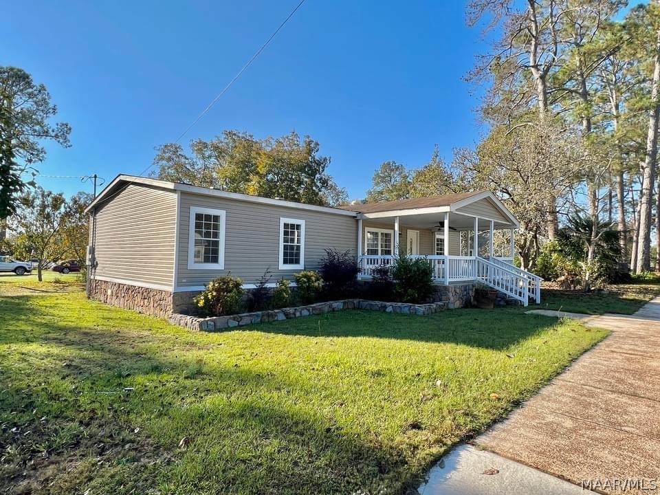 406 Main Street - Photo 1