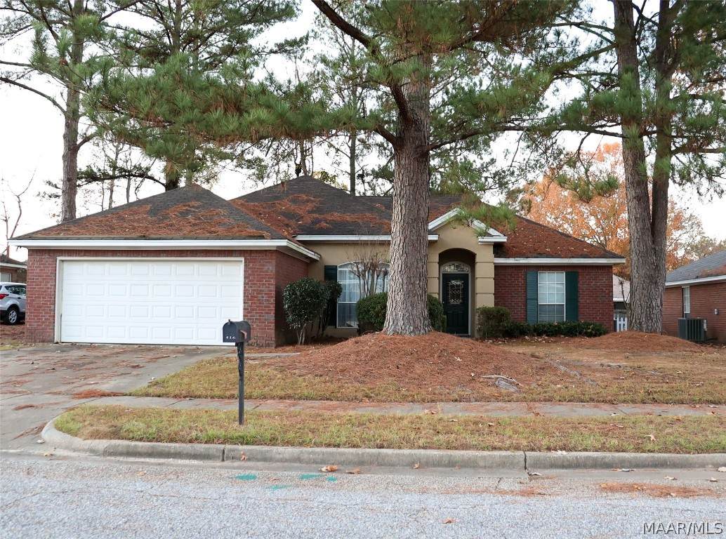 416 River Oaks Drive - Photo 1