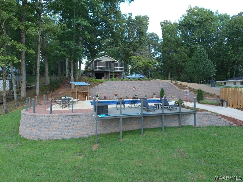 1040 Tarilton Road - Photo 1