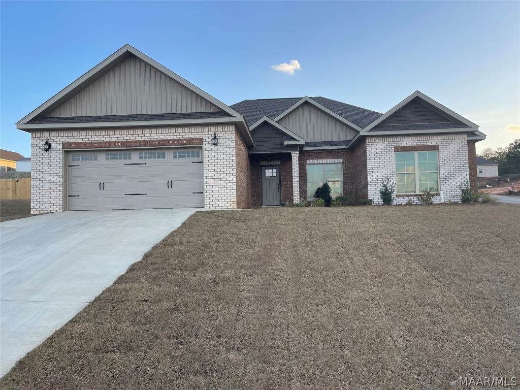 207 Cypress Lane - Photo 1