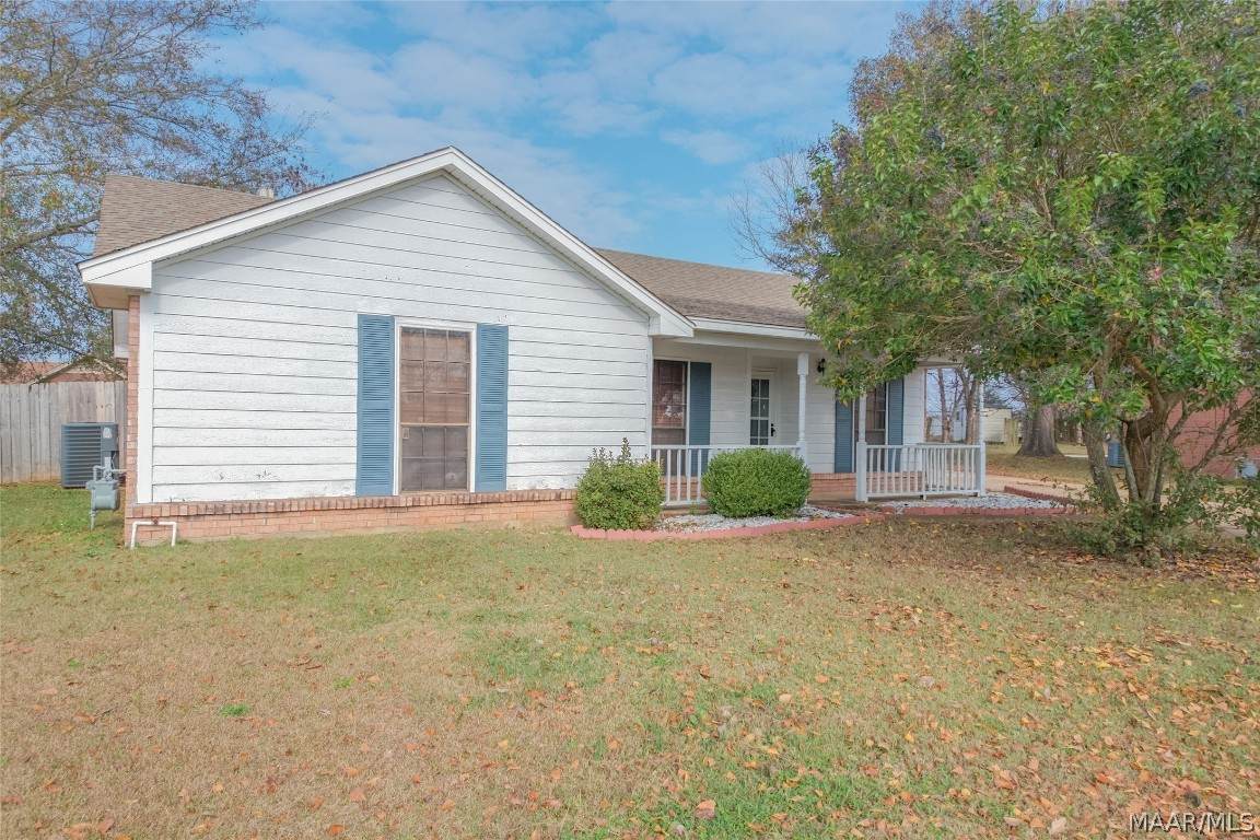 919 Maria Place - Photo 1