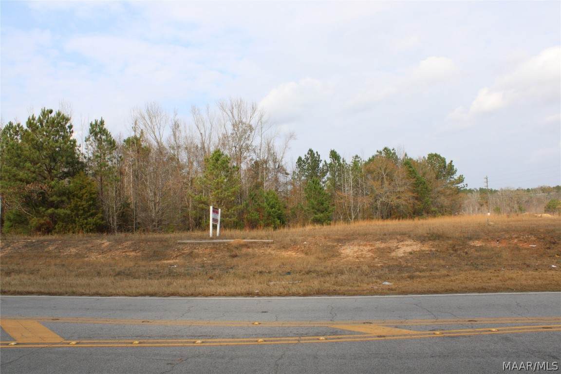 1070 Central Road - Photo 1