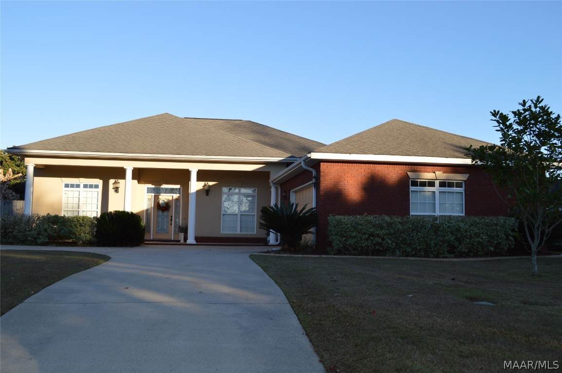 103 Windsor Garden Drive - Photo 1
