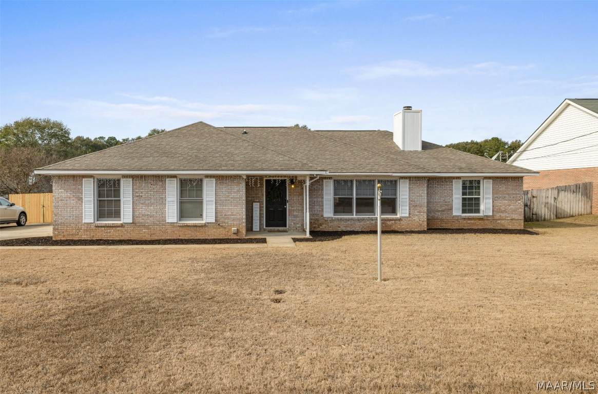 104 Stratford Lane - Photo 1
