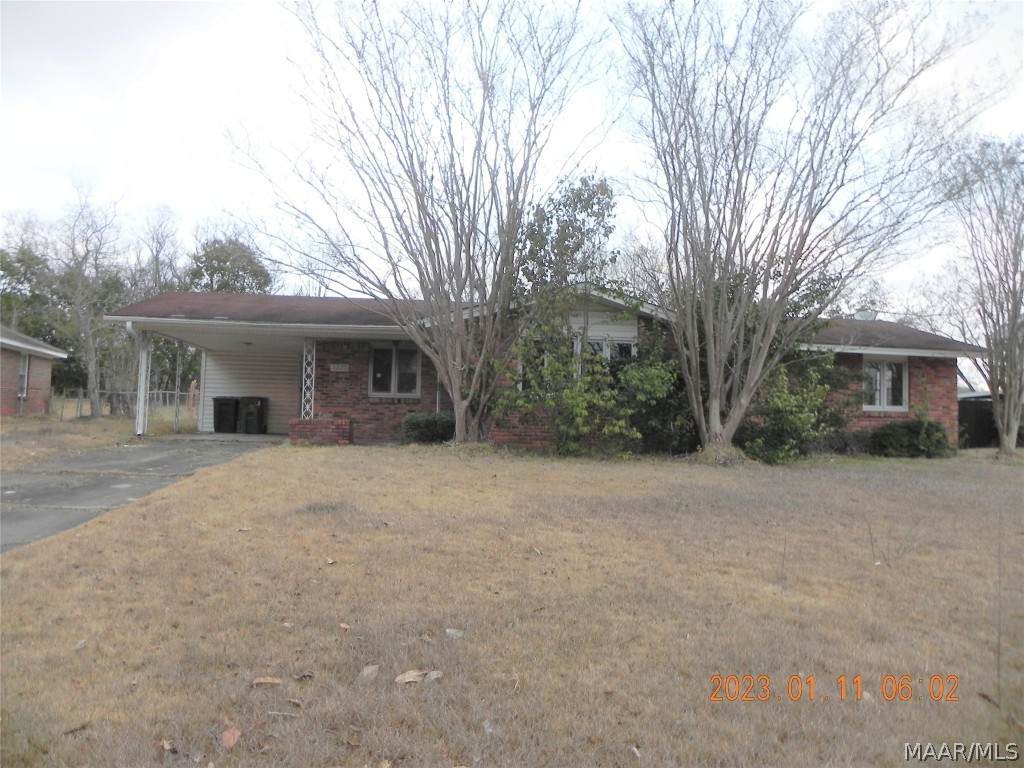 3225 Colonial Drive - Photo 1