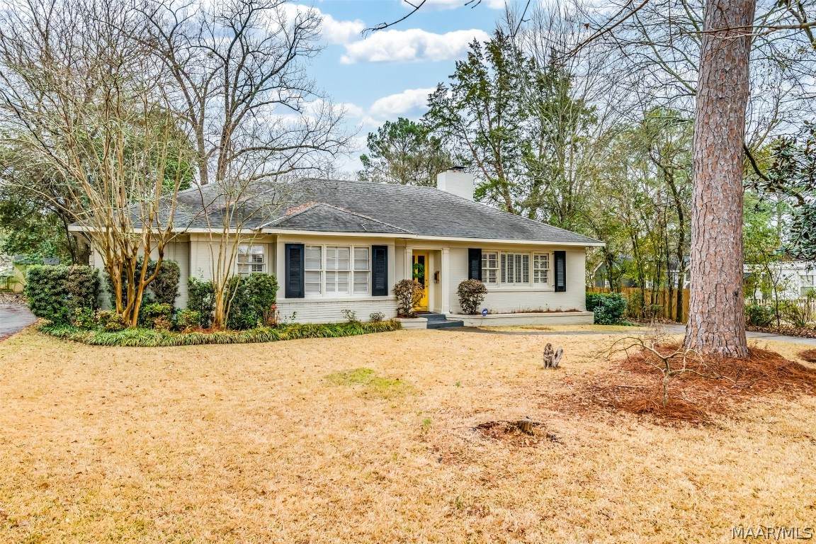 2223 Country Club Drive - Photo 1