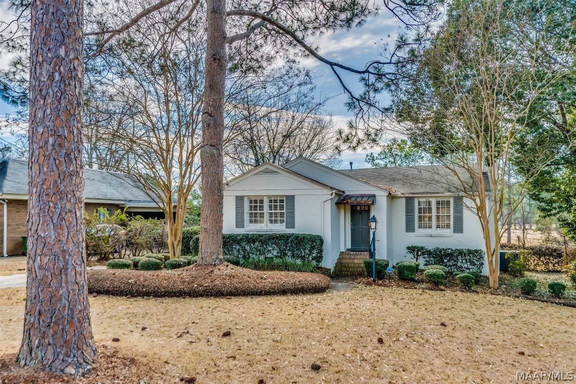 2248 Country Club Drive - Photo 1