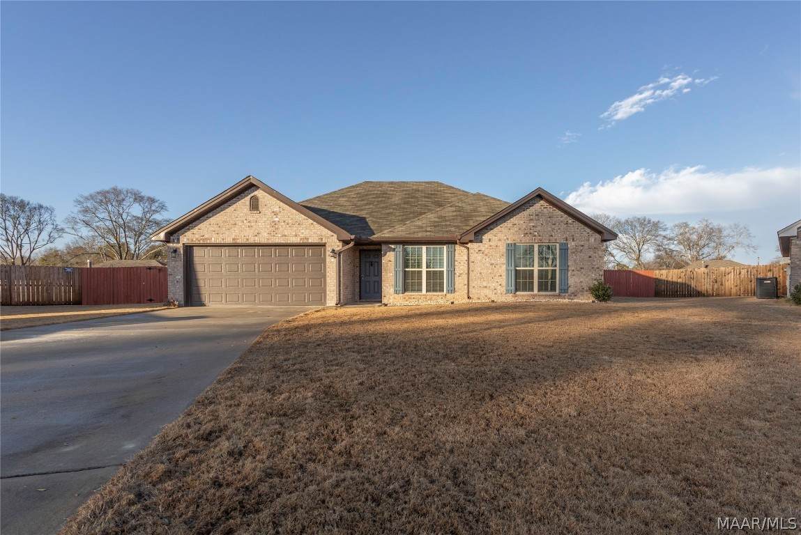 820 Sunset Court - Photo 1
