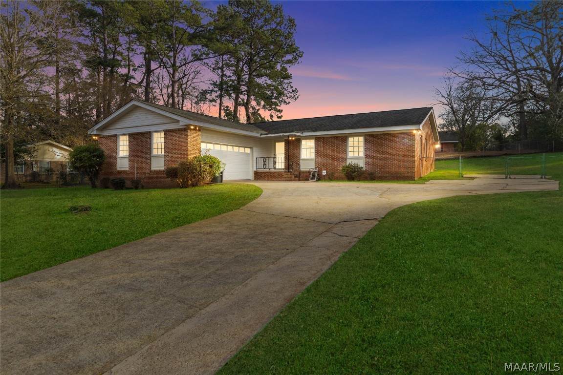 410 Douglas Brown Circle - Photo 1