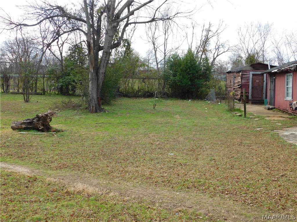 1576 Holt Street - Photo 1