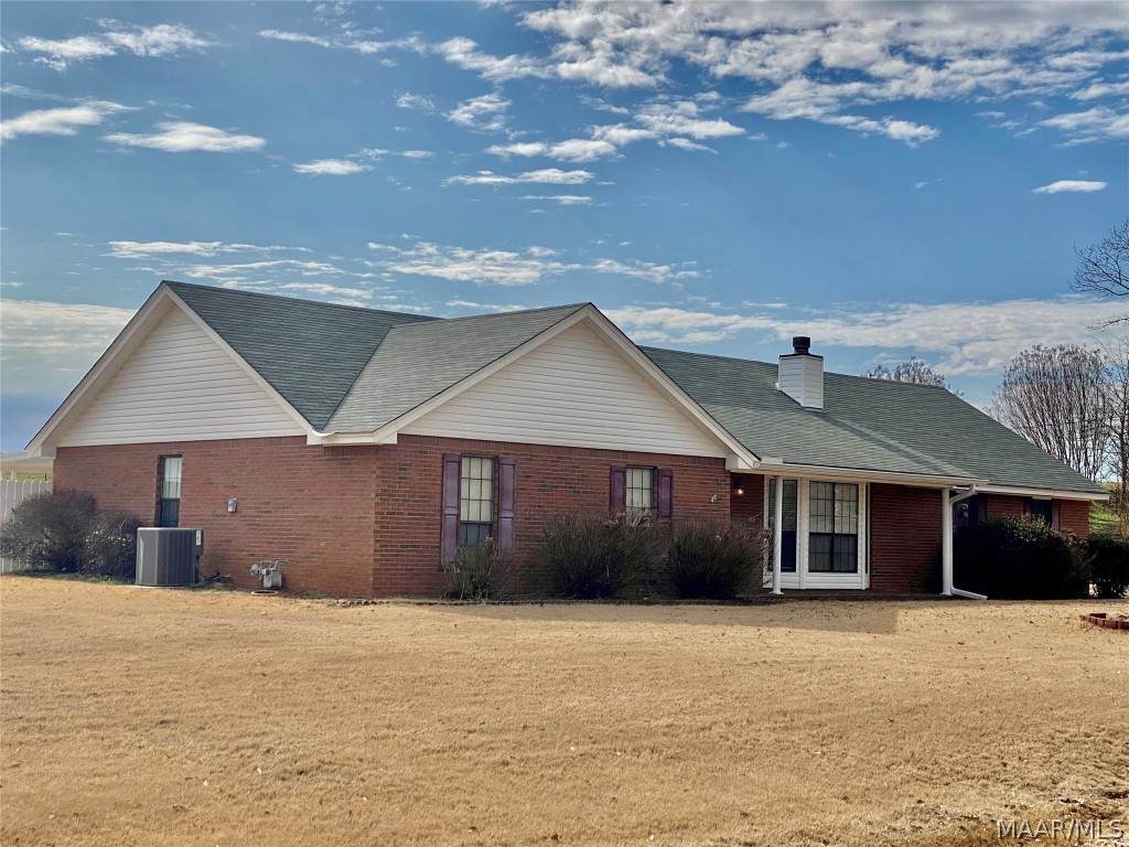207 Bellview Drive - Photo 1