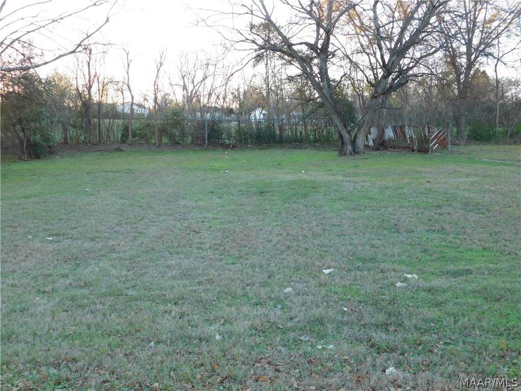 1558 Holt Street - Photo 1