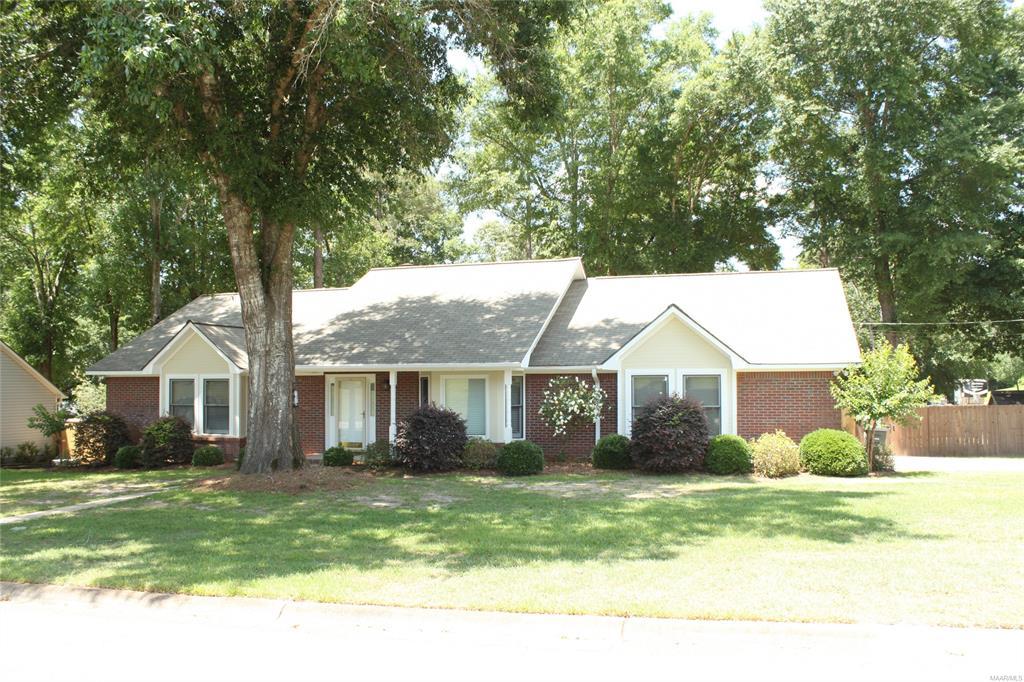 117 Edinburg Drive - Photo 1