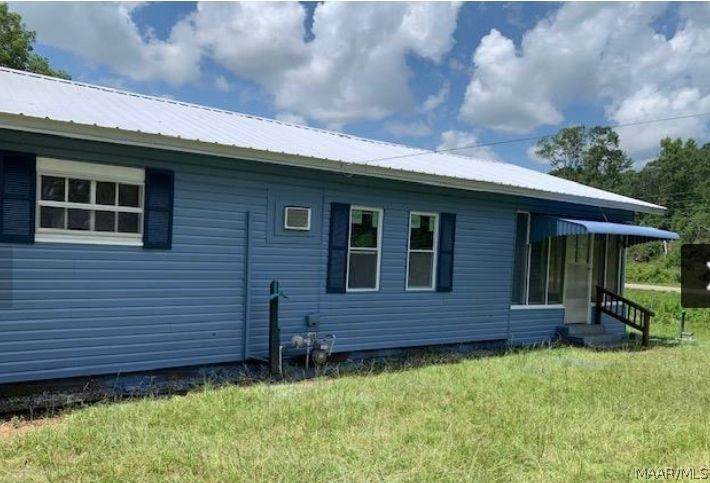 6712 Highway 14 - Photo 1