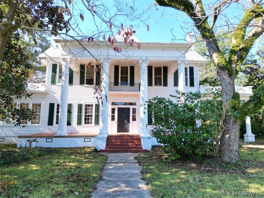801 Washington Street - Photo 1