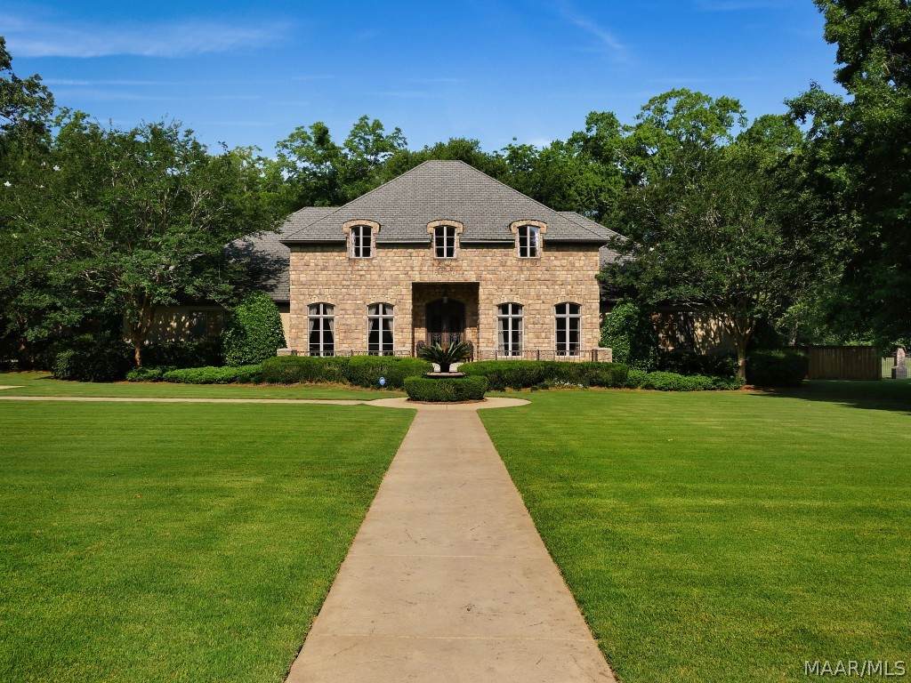 5490 Woodside Circle - Photo 1