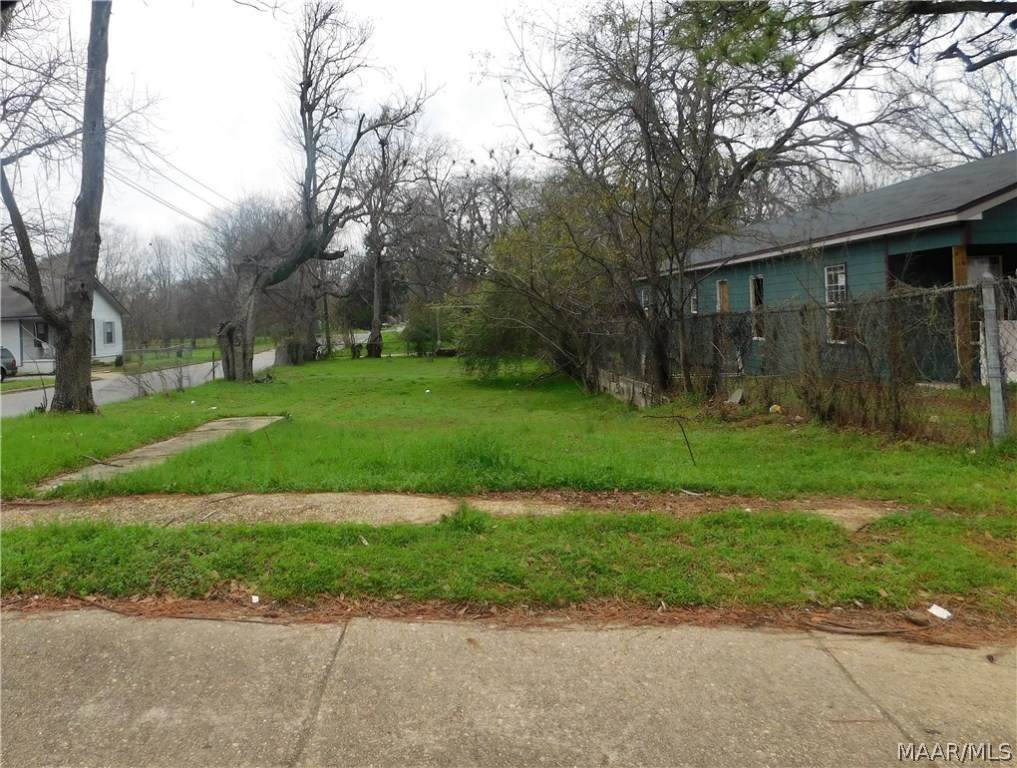 1820 Rosa L Parks Avenue - Photo 1
