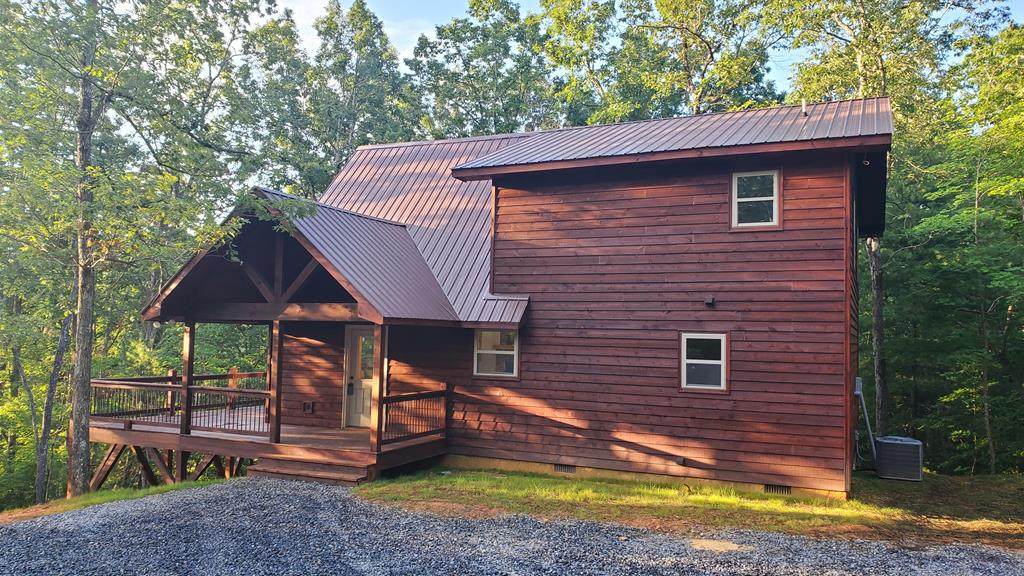 336 Huntington Circle - Photo 1
