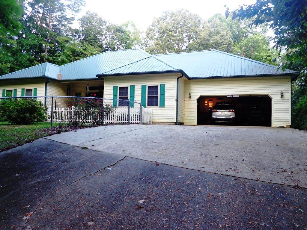 198 Leonard Ln - Photo 1
