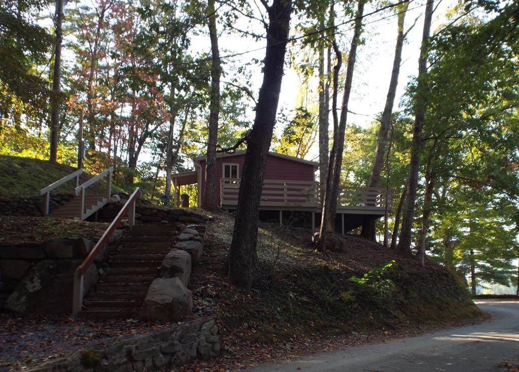 301 Thunderbird Trail - Photo 1