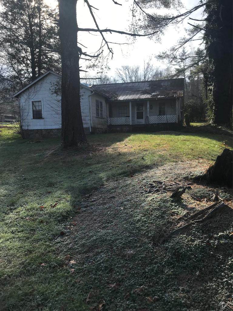 181 Mill Creek Circle - Photo 1