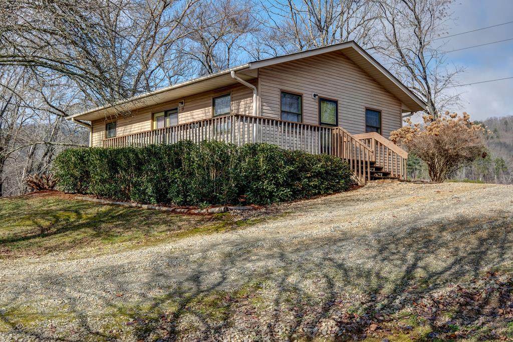 27 Woodland Drive - Photo 1