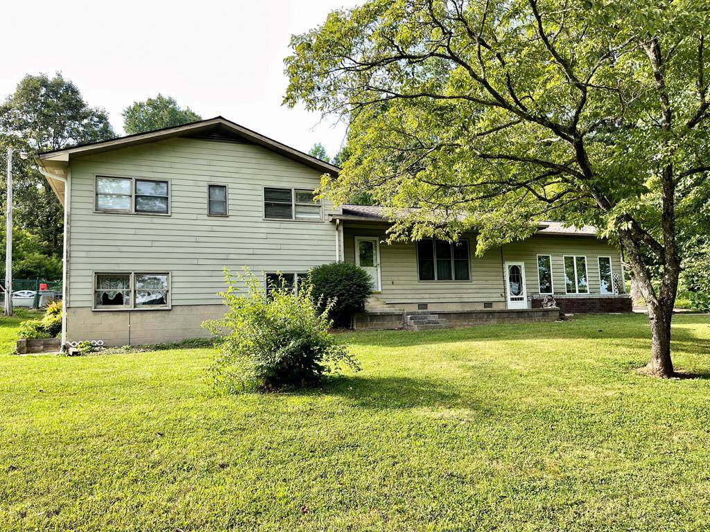 103 Friendship Drive - Photo 1