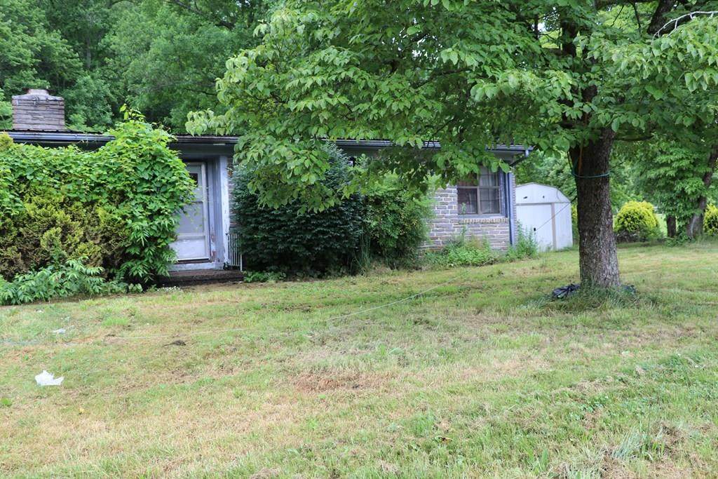 1667 Stewart Road - Photo 1