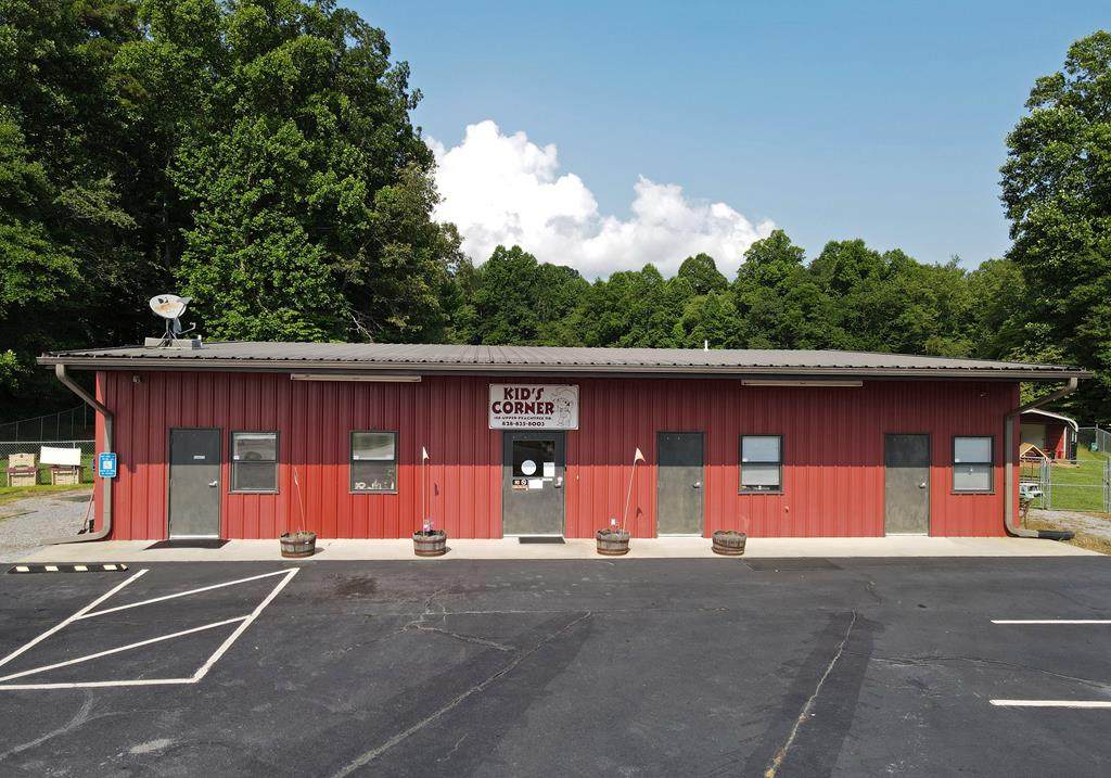 168 Upper Peachtree Road - Photo 1