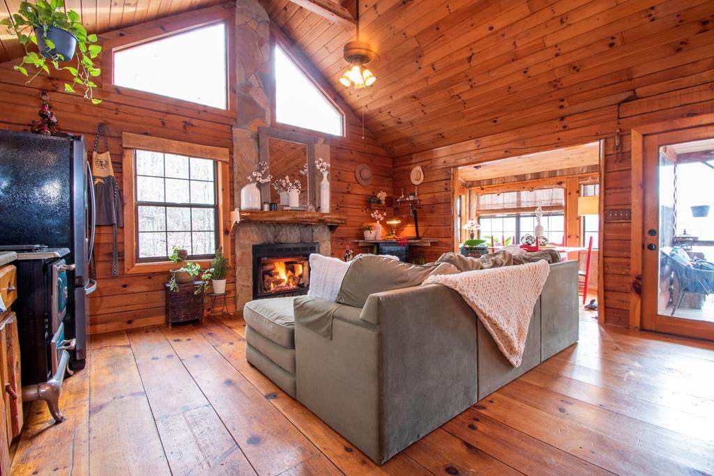 280 Cabin Ln - Photo 1