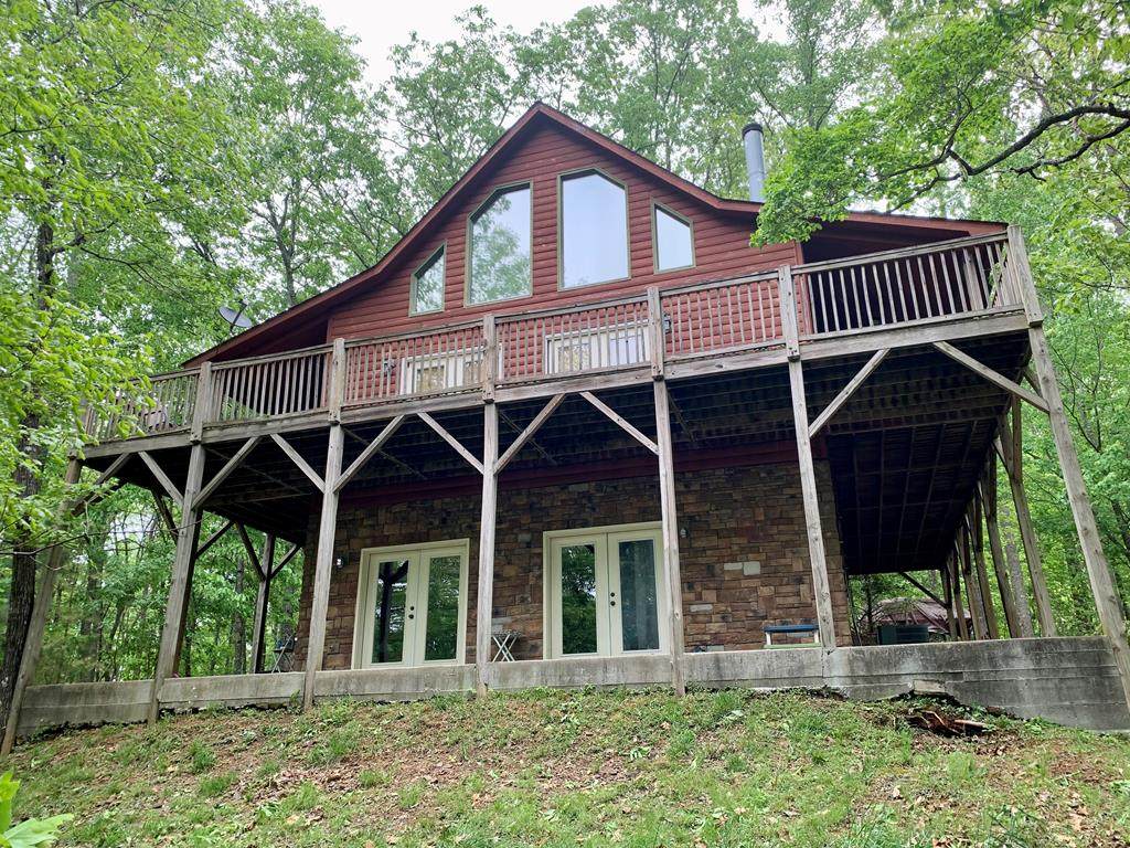 904 Mountain Top Drive - Photo 1