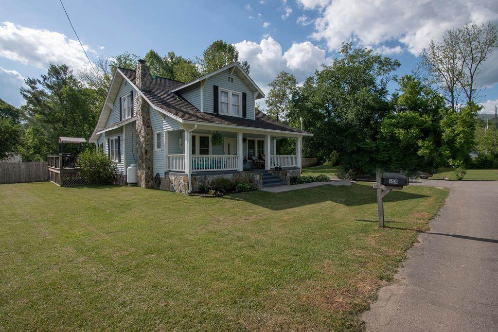 143 Brown St - Photo 1