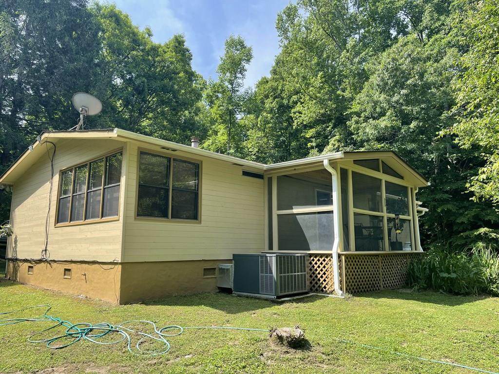 130 Camp Creek Rd - Photo 1