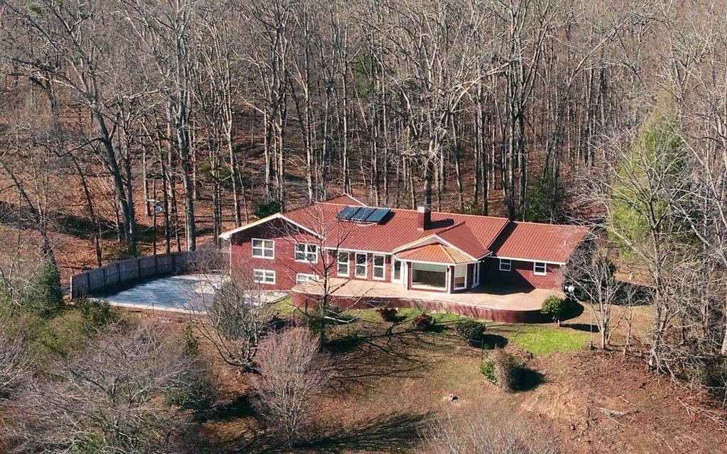 1175 Peachtree Hills Rd - Photo 1