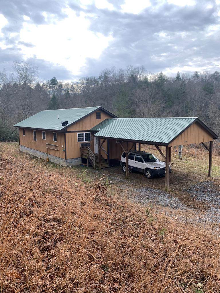 499 Laurel Brook - Photo 1