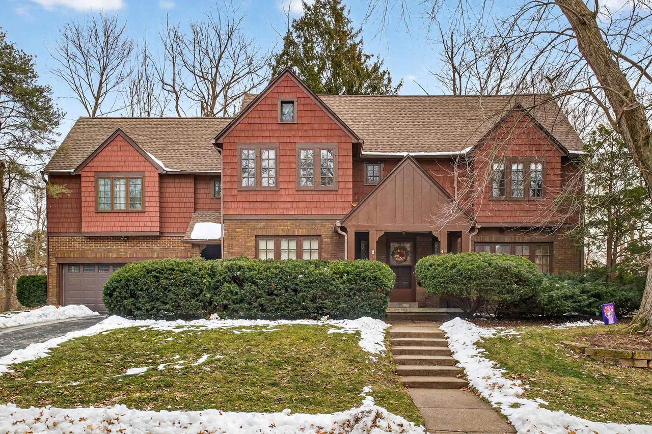 49 Kenwood Avenue - Photo 1