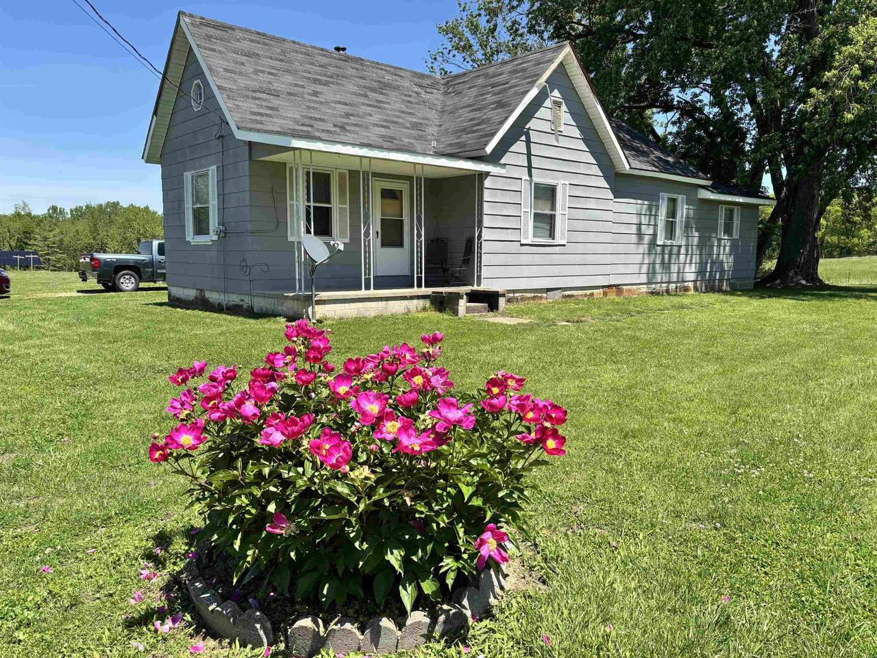 428 Walnut Street - Photo 1