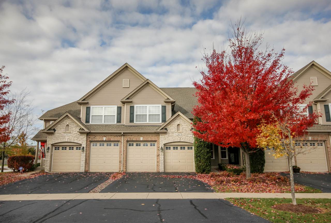 2027 Canyon Creek Drive - Photo 1