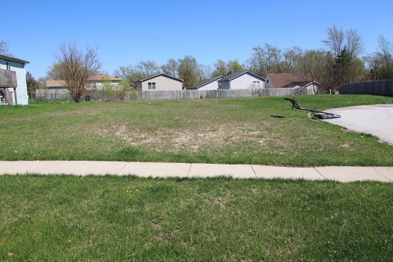 610 Sullivan Lane - Photo 1