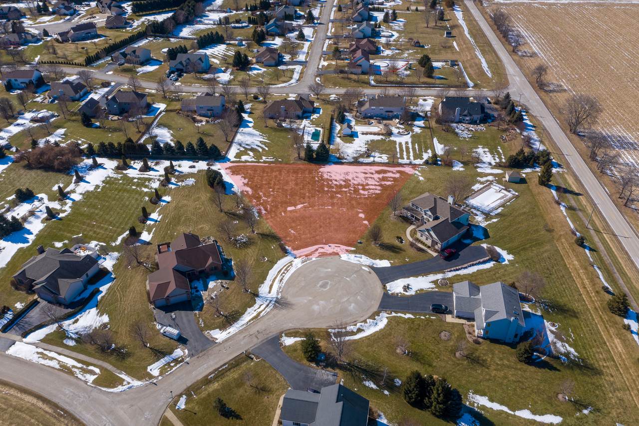 5911 Crosswind Court - Photo 1