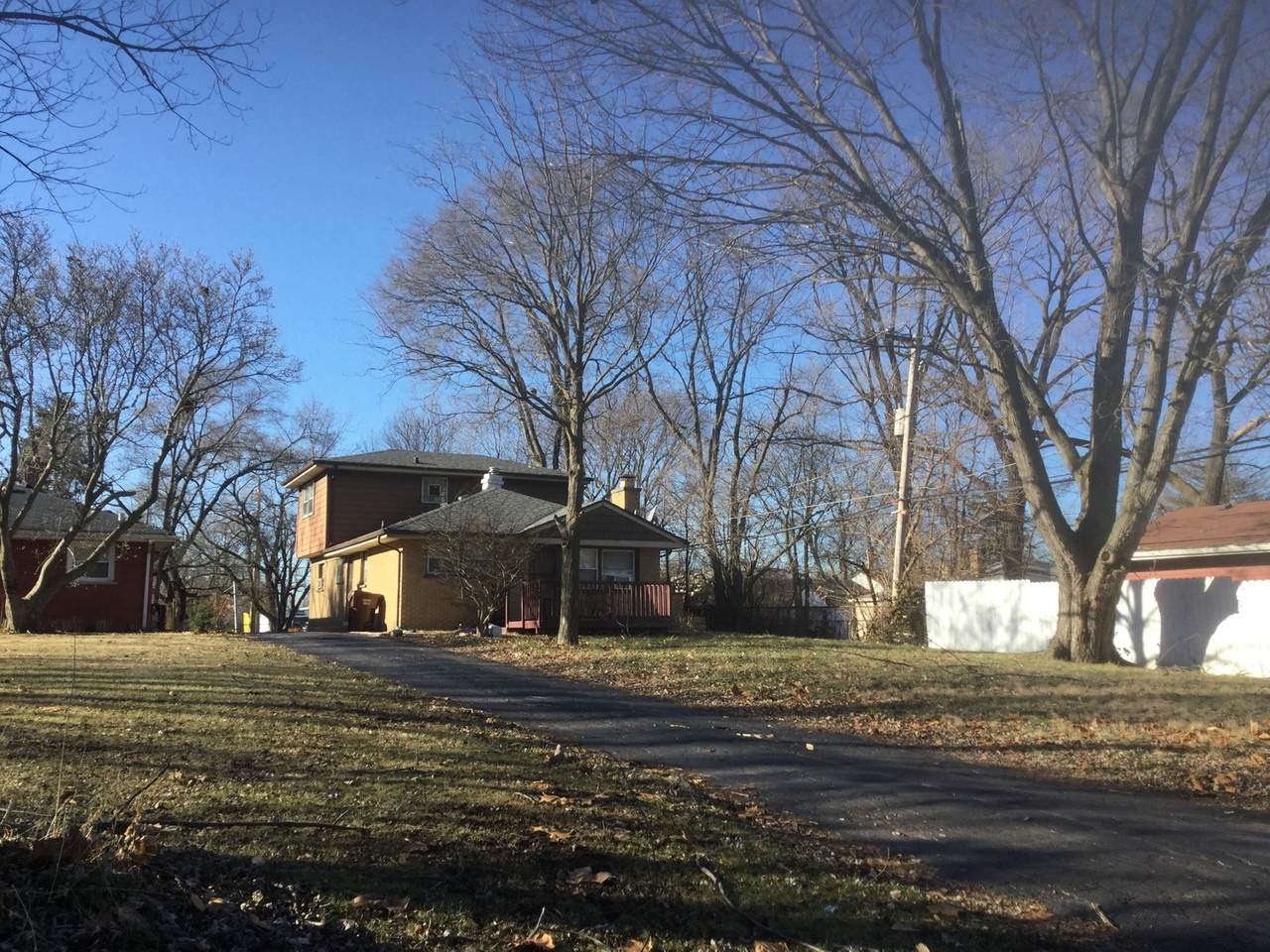 17302 Poe Avenue - Photo 1