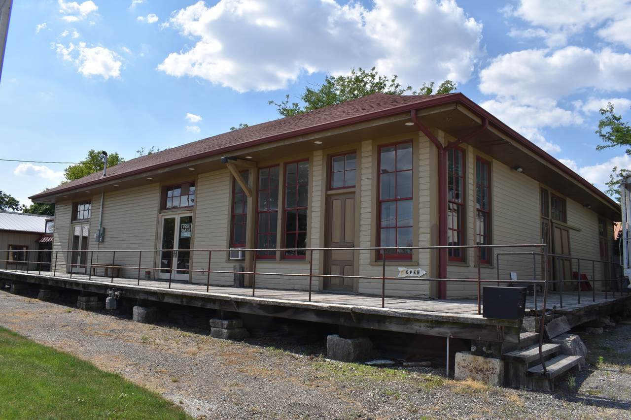 17 Main Street - Photo 1