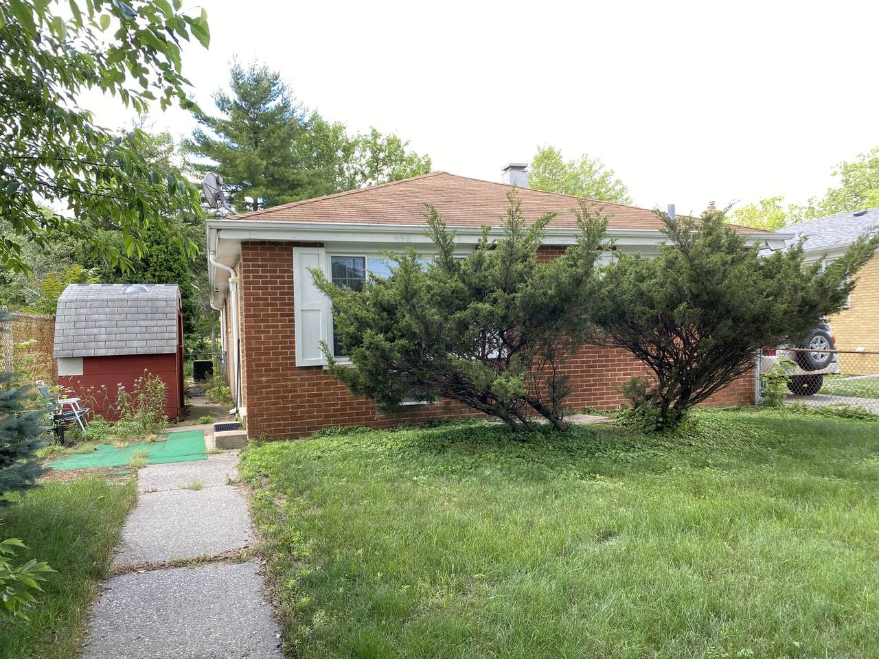 958 Greenbay Avenue - Photo 1