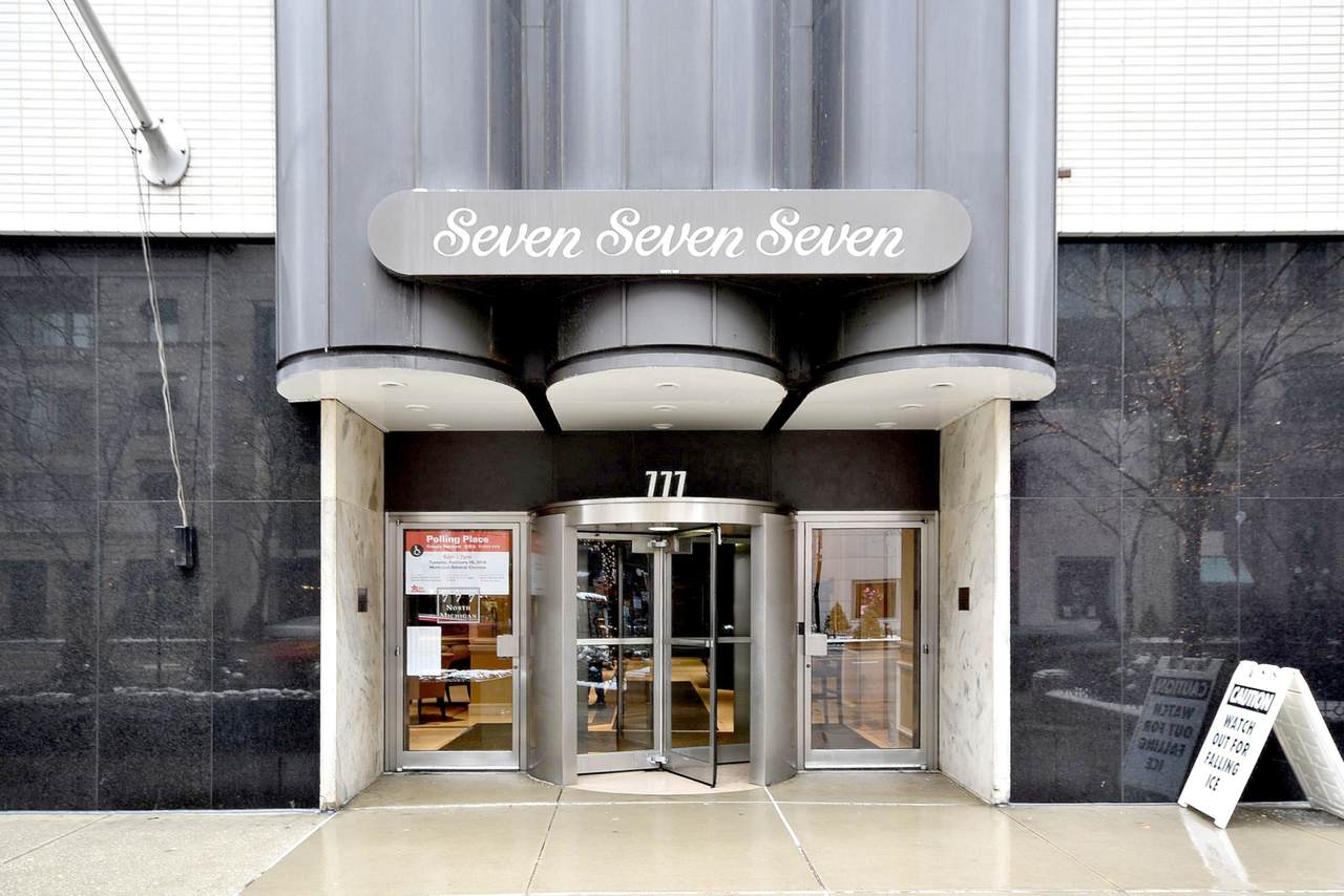 777 Michigan Avenue - Photo 1