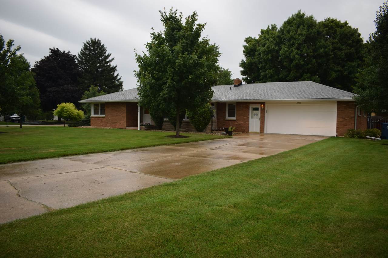 3308 Essington Road - Photo 1