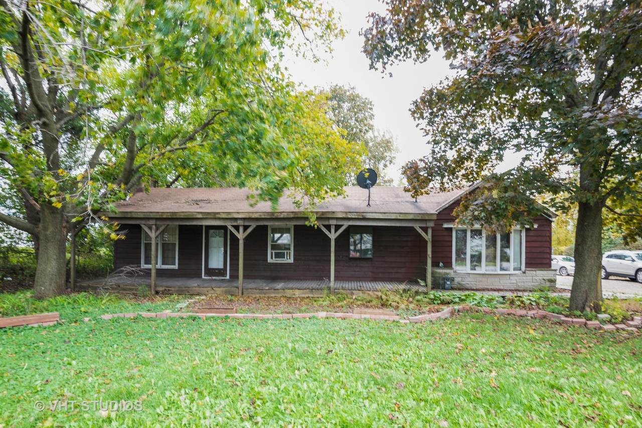 601 Aptakisic Road - Photo 1